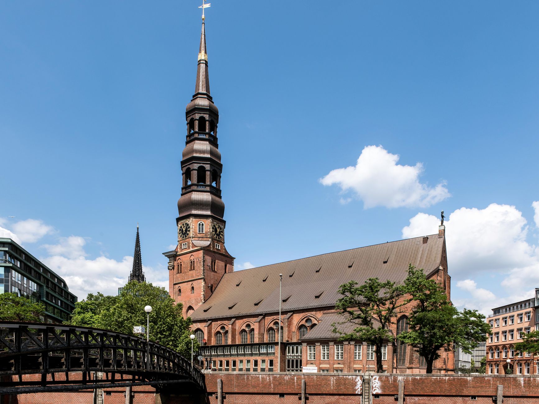 St. Catherine's Church with its iconic spire in Hamburg, a prime example of Brick Gothic architecture.