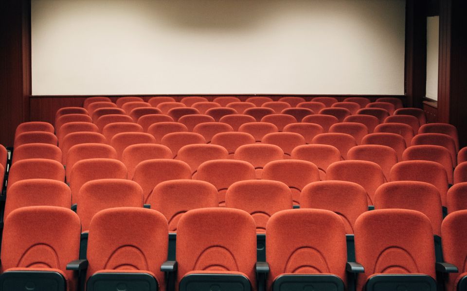 Il festival cambia le regole: quest’anno la giuria non guarderà i film a porte chiuse