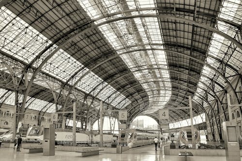 бесплатная Вид на железнодорожный вокзал Стоковое фото