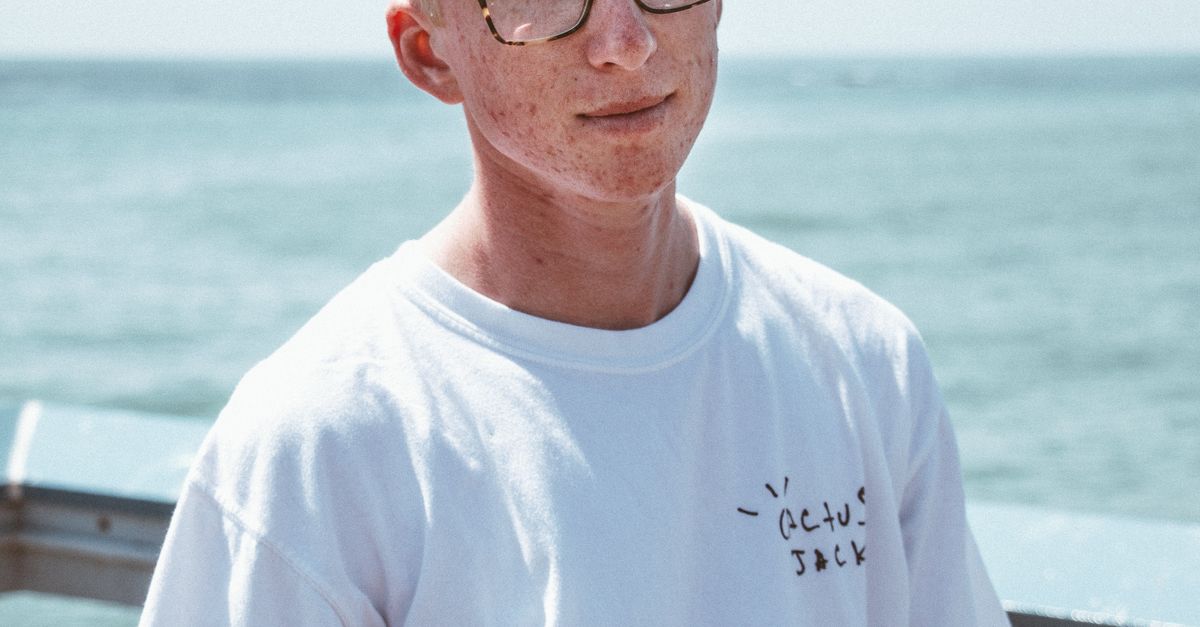 Photo Of Man Wearing Eyeglasses Free Stock Photo photo-of-man-wearing-eyeglasses-free-stock-photo