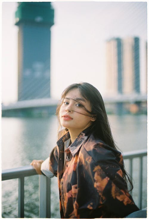 Безкоштовне стокове фото на тему «Polaroid, азіатська жінка, вертикальні постріл»