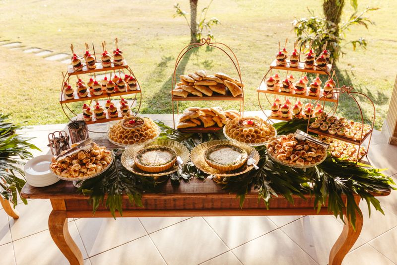 dessert table with matching decor