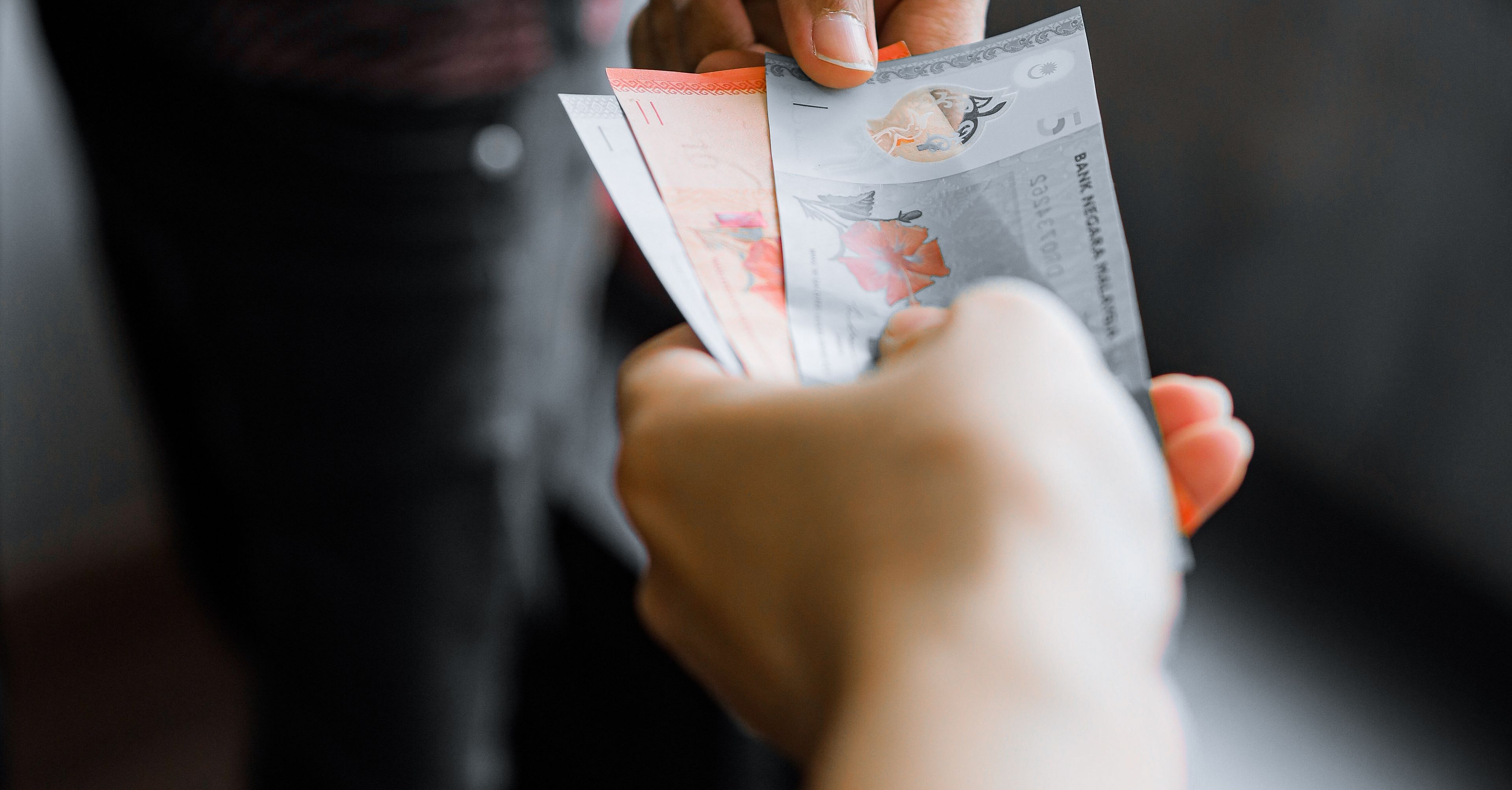 Przelew z telefonu w kilkanaście sekund — ekspres między bankami