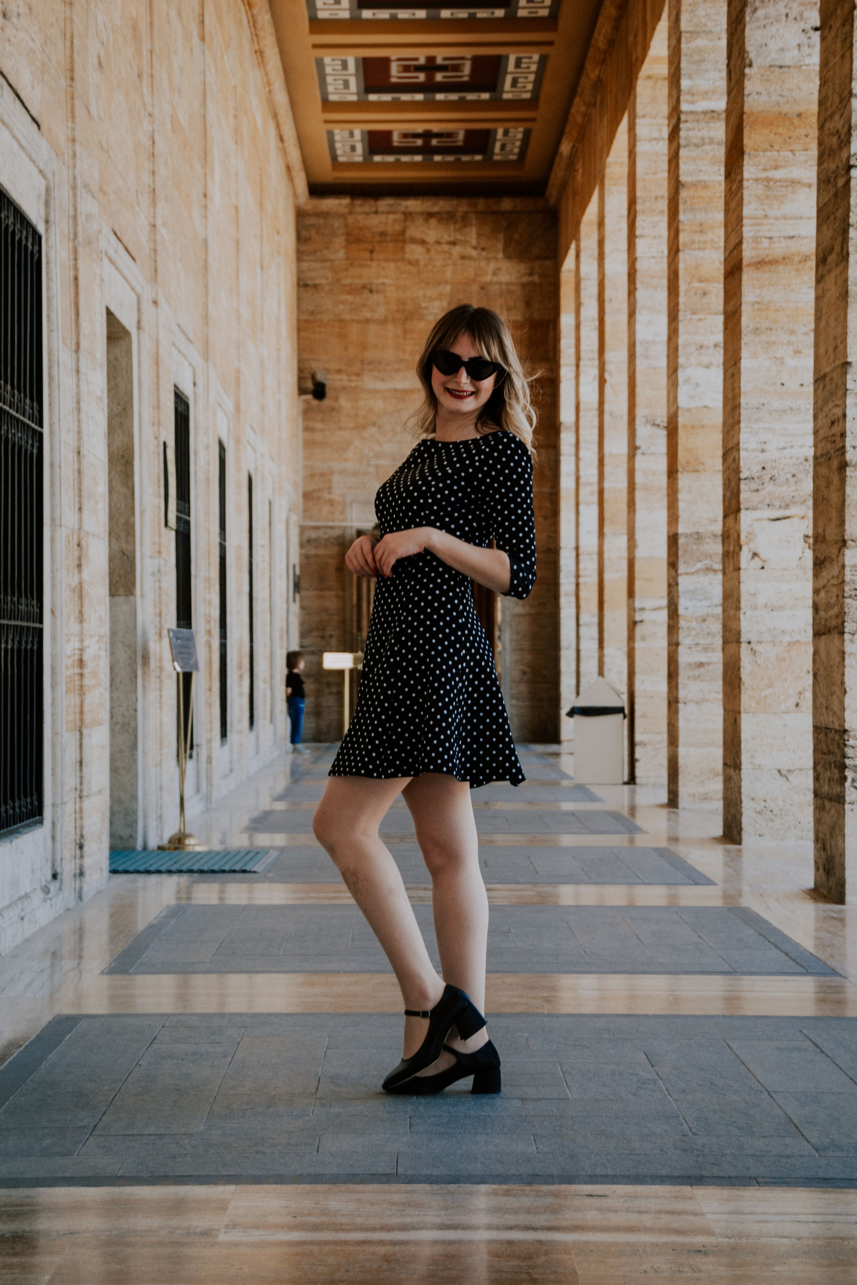 Editorial outfit mood in soft natural light