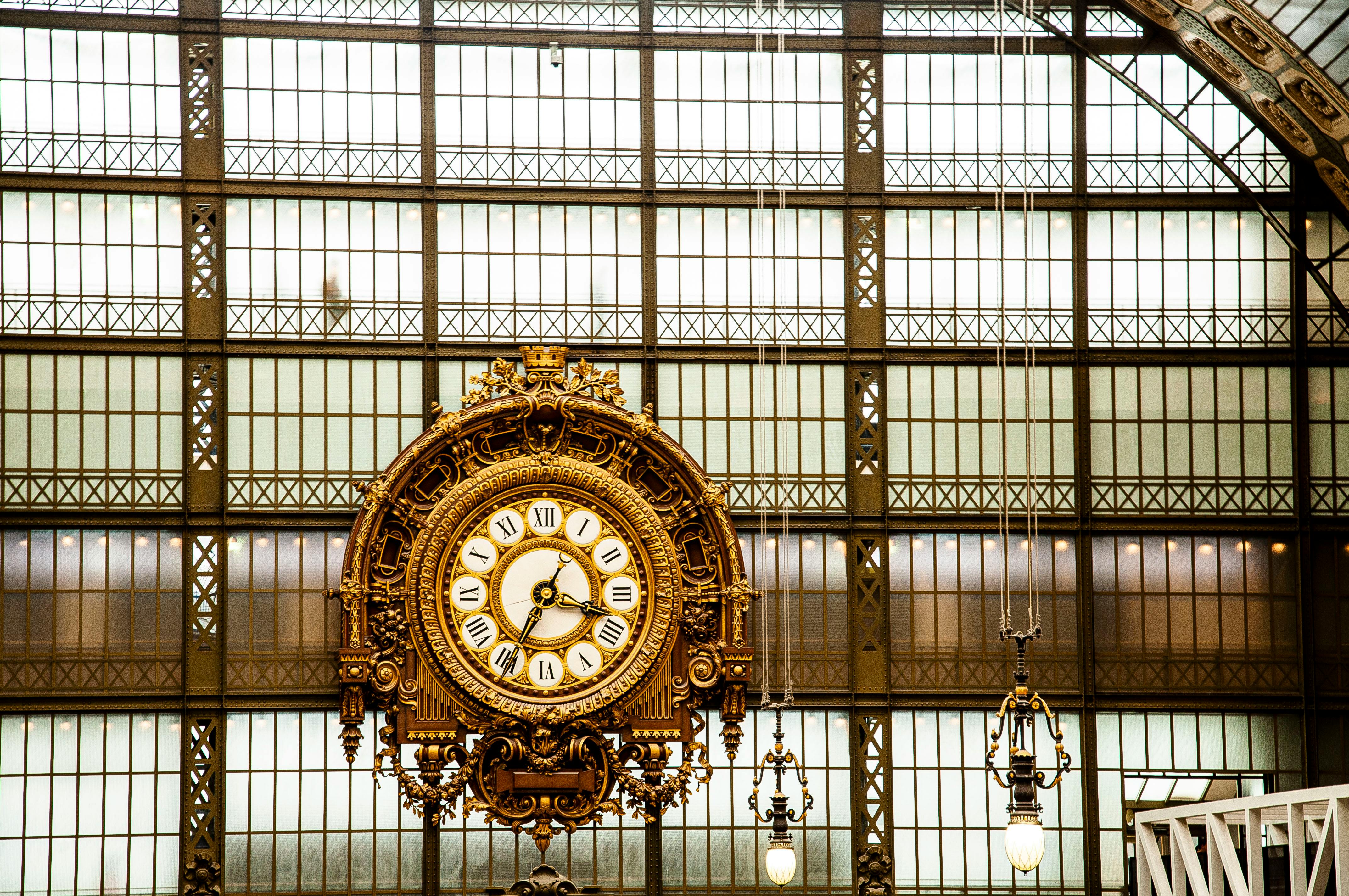 Grand clock inside the Musée d'Orsay - nice things to do in paris