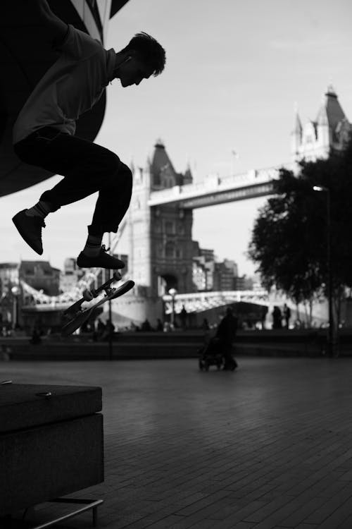 Δωρεάν στοκ φωτογραφιών με skate ramp, skateboard, Tower Bridge