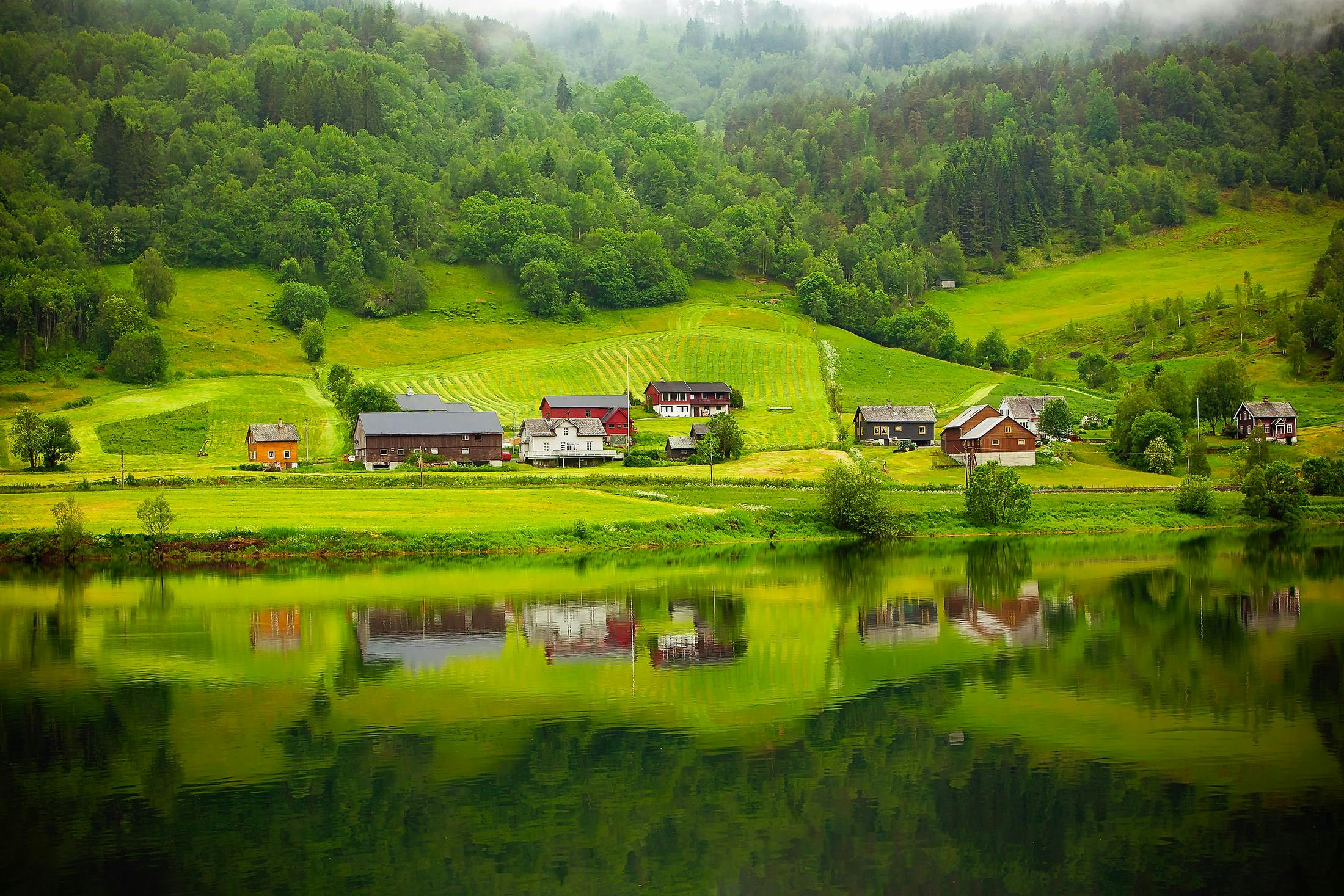 Peaceful Countryside Wallpaper  Download to your mobile from PHONEKY