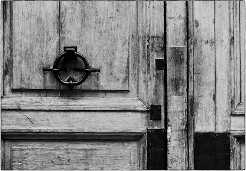Free stock photo of black and white, door, door knob