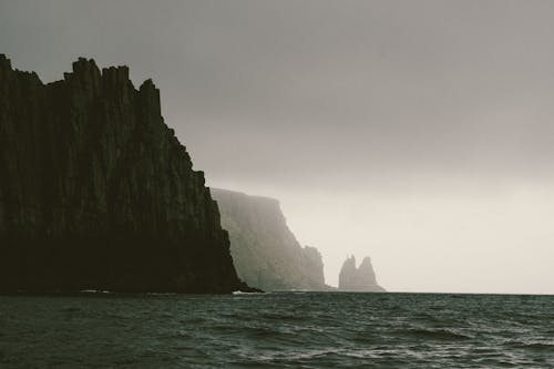 açık, ada, cliff rock içeren Ücretsiz stok fotoğraf