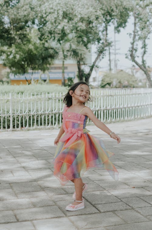 Kostenlos Mädchen, Das Rosa Tutu Kleid Trägt Stock-Foto