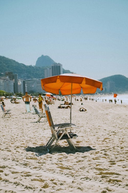 Ilmainen kuvapankkikuva tunnisteilla brasilia, copacabana, hiekkaranta