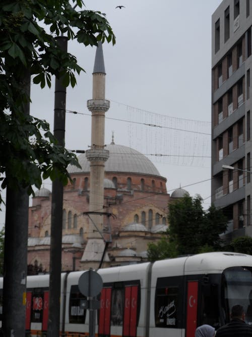 Gratis arkivbilde med arkitektonisk kuppel, eskişehir, minaret