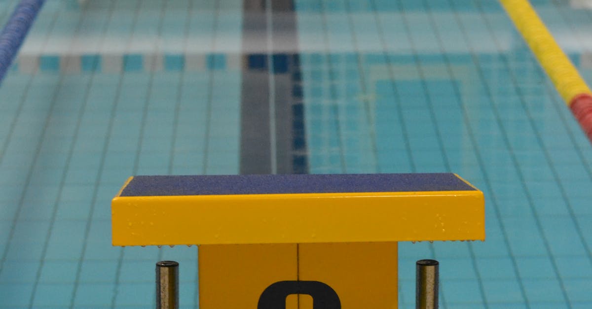 Will swimming build muscle