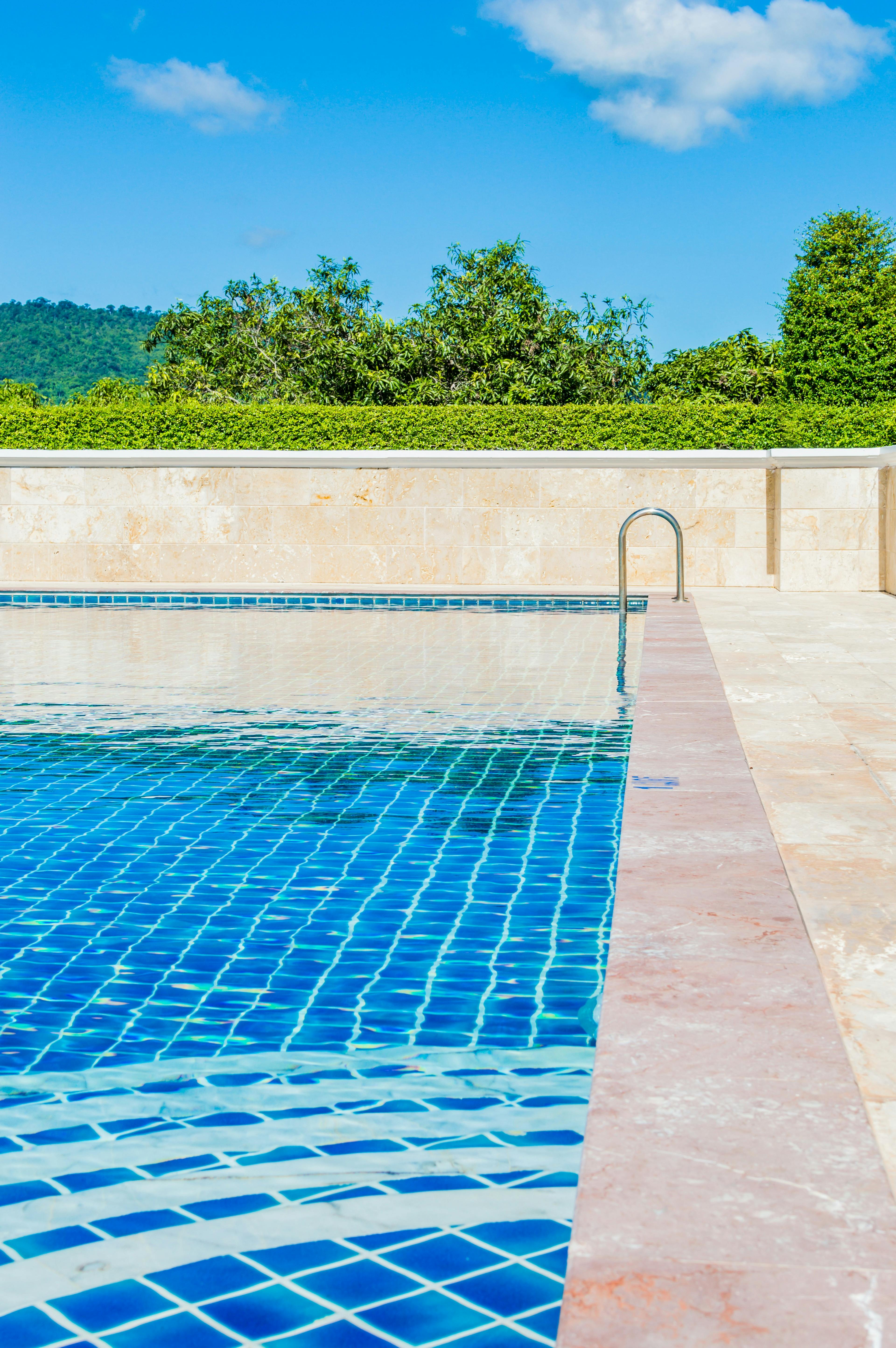 shiny swimming pool #iPhone #5s #Wallpaper | Swimming pool remodeling, Pool  remodel, Swimming pools