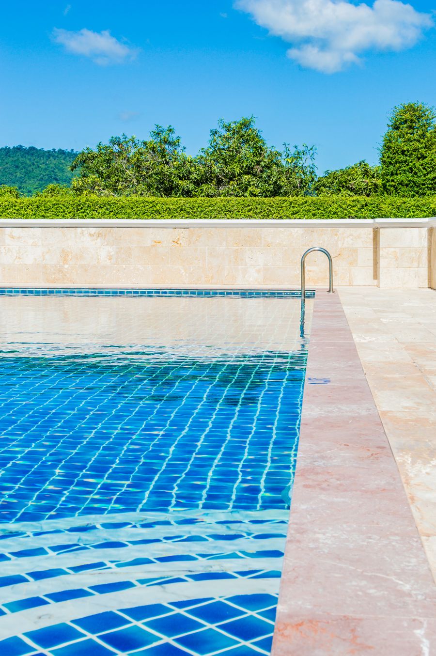 Pool maintenance service