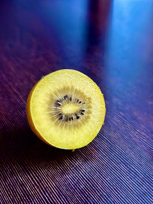 Základová fotografie zdarma na téma čerstvé ovoce, kiwi, obst