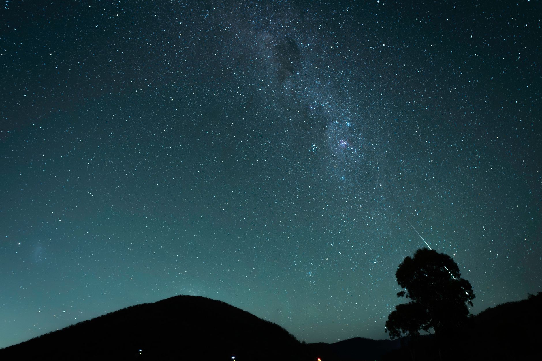 Kosmisches Milchstraße – Majestätische Weltraum-Wallpaper