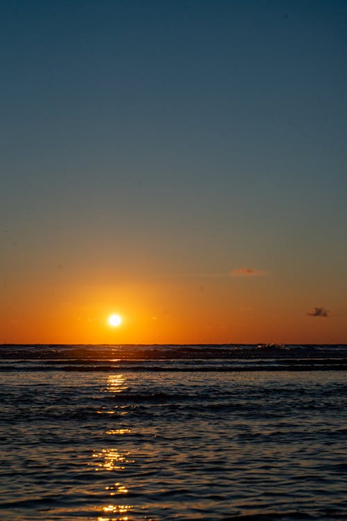 Photos gratuites de à la plage, coucher de soleil, mer