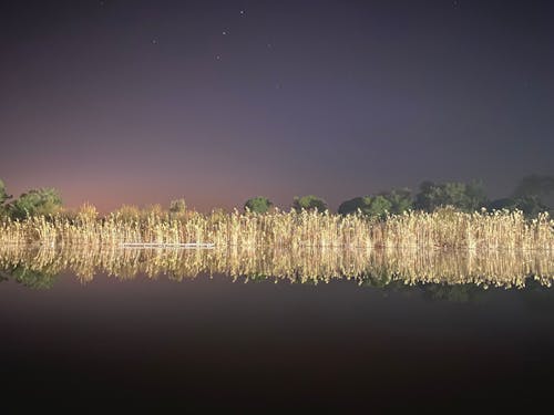 Darmowe zdjęcie z galerii z efekt lustra, fotografia krajobrazowa, fotografia nocna