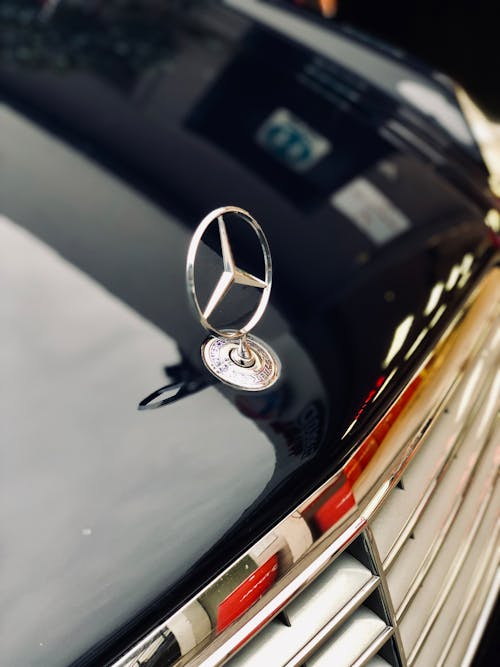 Free Chrome Mercedes Benz Emblem Stock Photo
