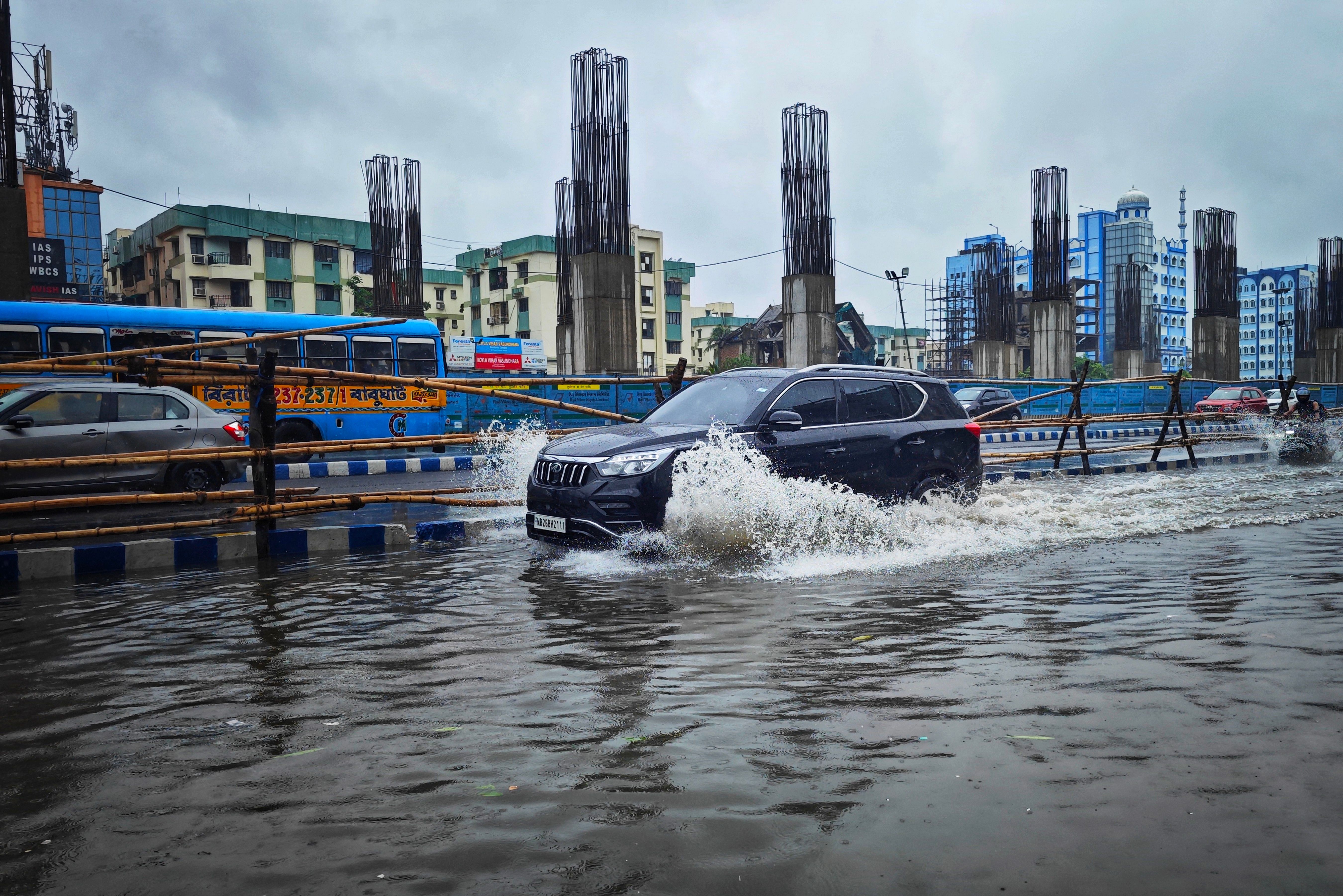 Severe weather and car insurance claims: What causes the most damage and what to do about it — Photo by Dibakar Roy on Pexels
