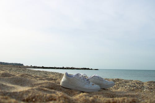 ayak, dalga, deniz içeren Ücretsiz stok fotoğraf