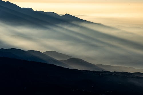 Gratis lagerfoto af aften, baggrund, bakker