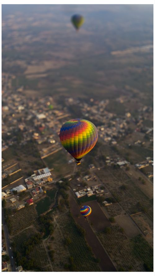 Free L070524-2 Stock Photo