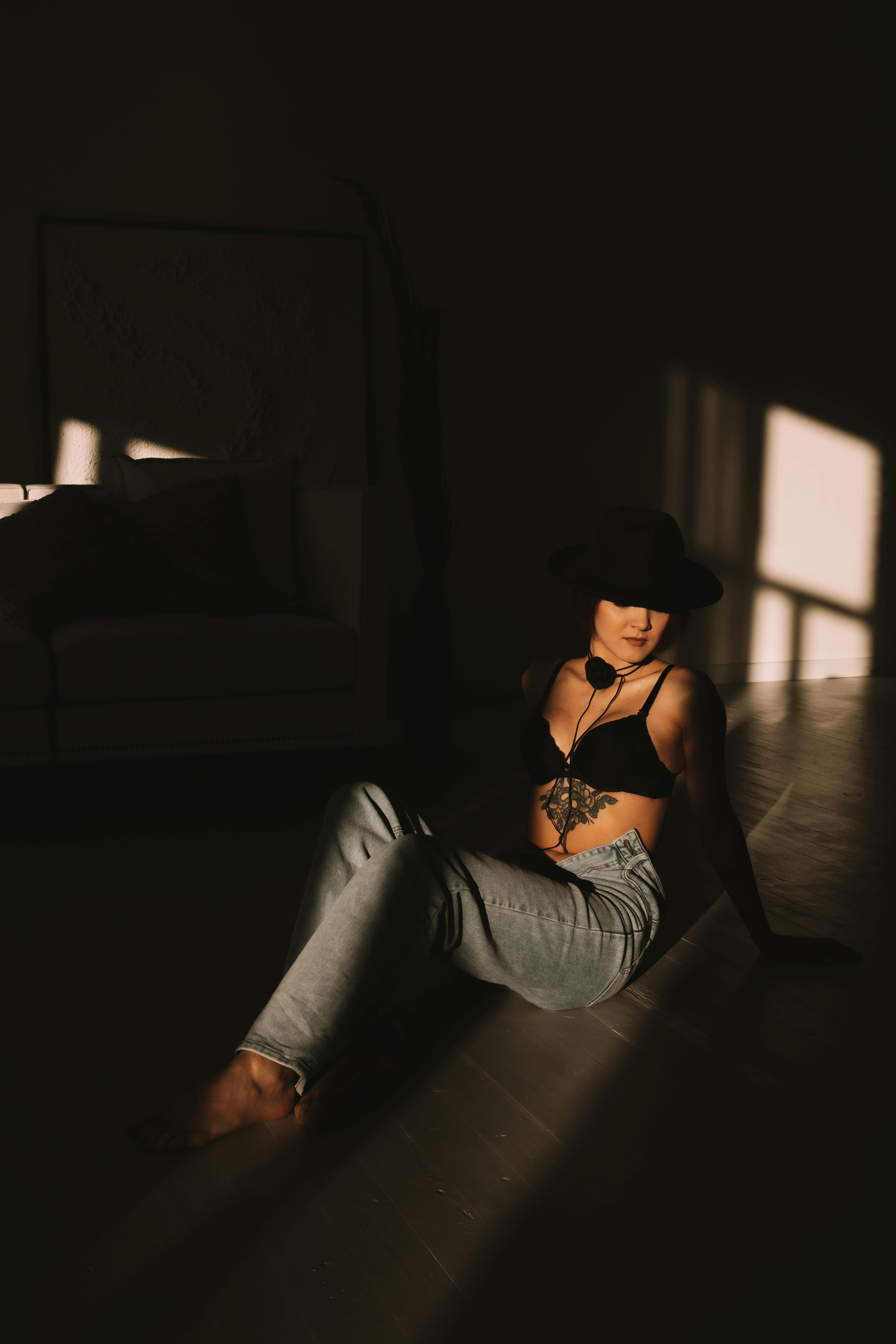 bezplatná Základová fotografie zdarma na téma džíny, elegantní, evropa Základová fotografie