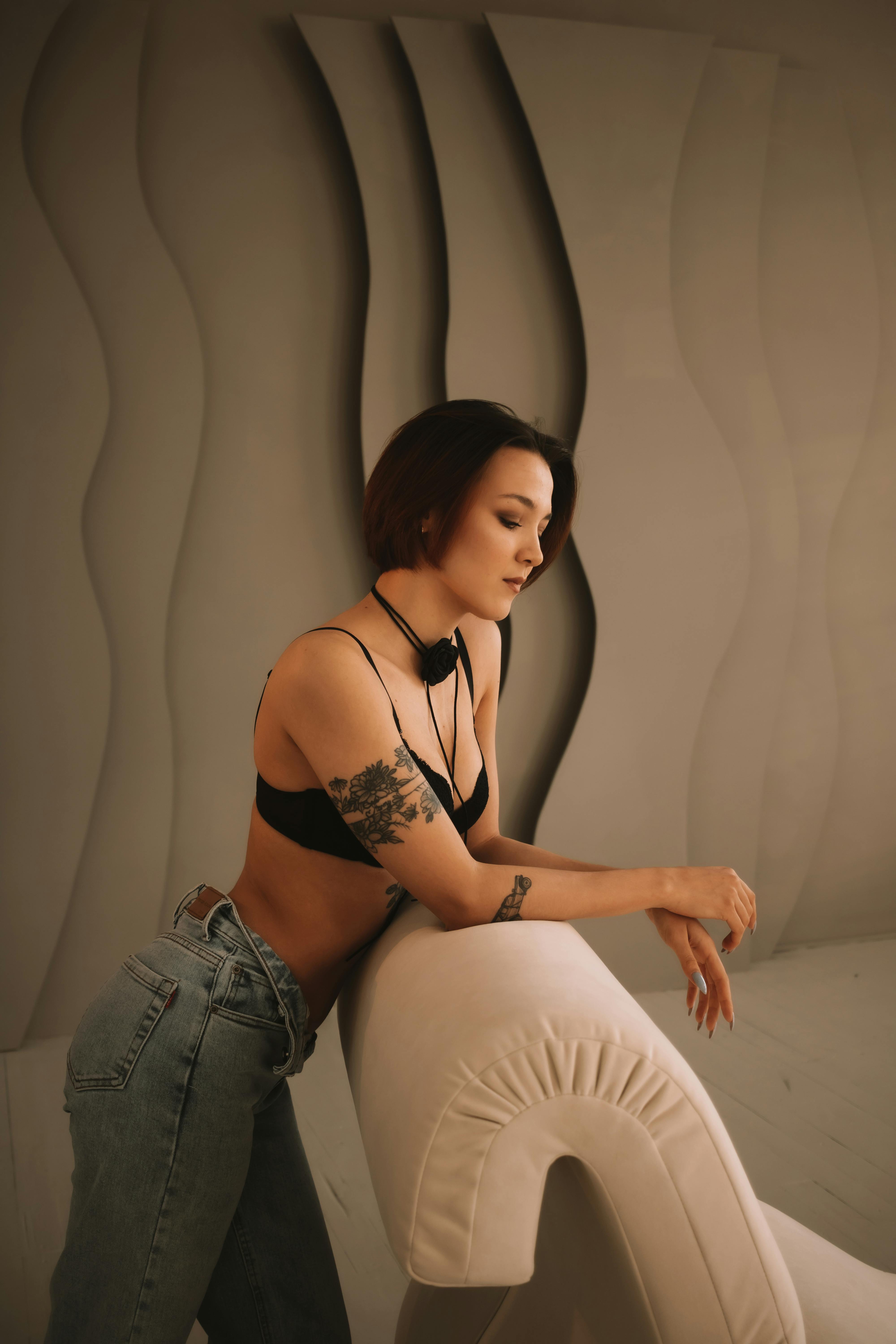 grátis Foto profissional grátis de ambiente interno, arte da tatuagem, artístico Foto profissional