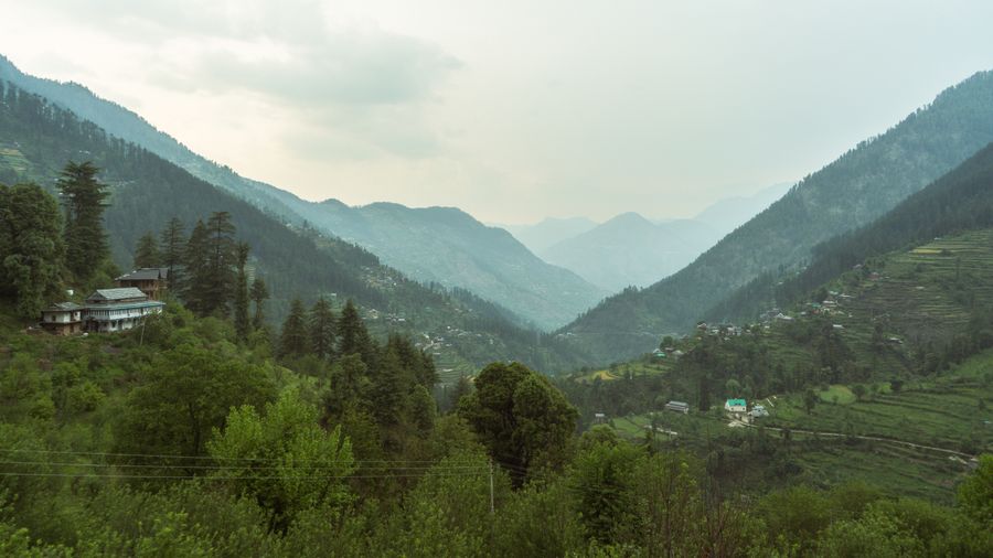 Tirthan Valley photo 2