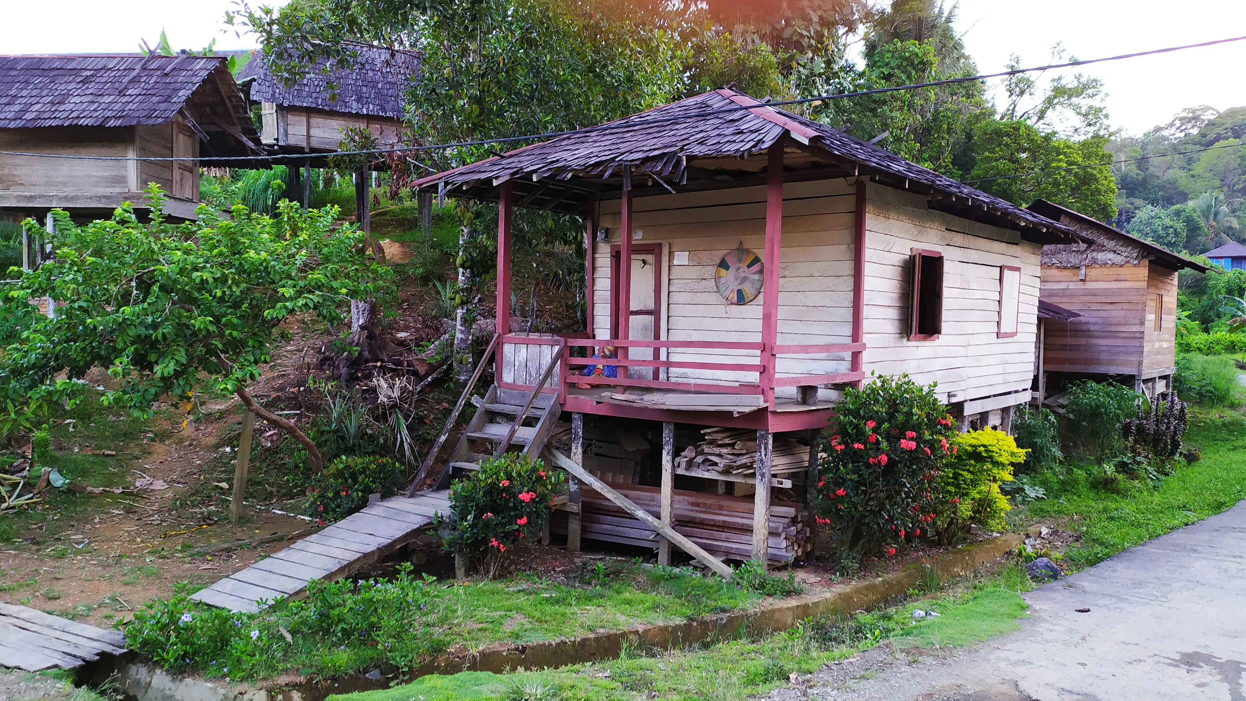 Free stock photo of ethnic house, north borneo, oma lung ethnic