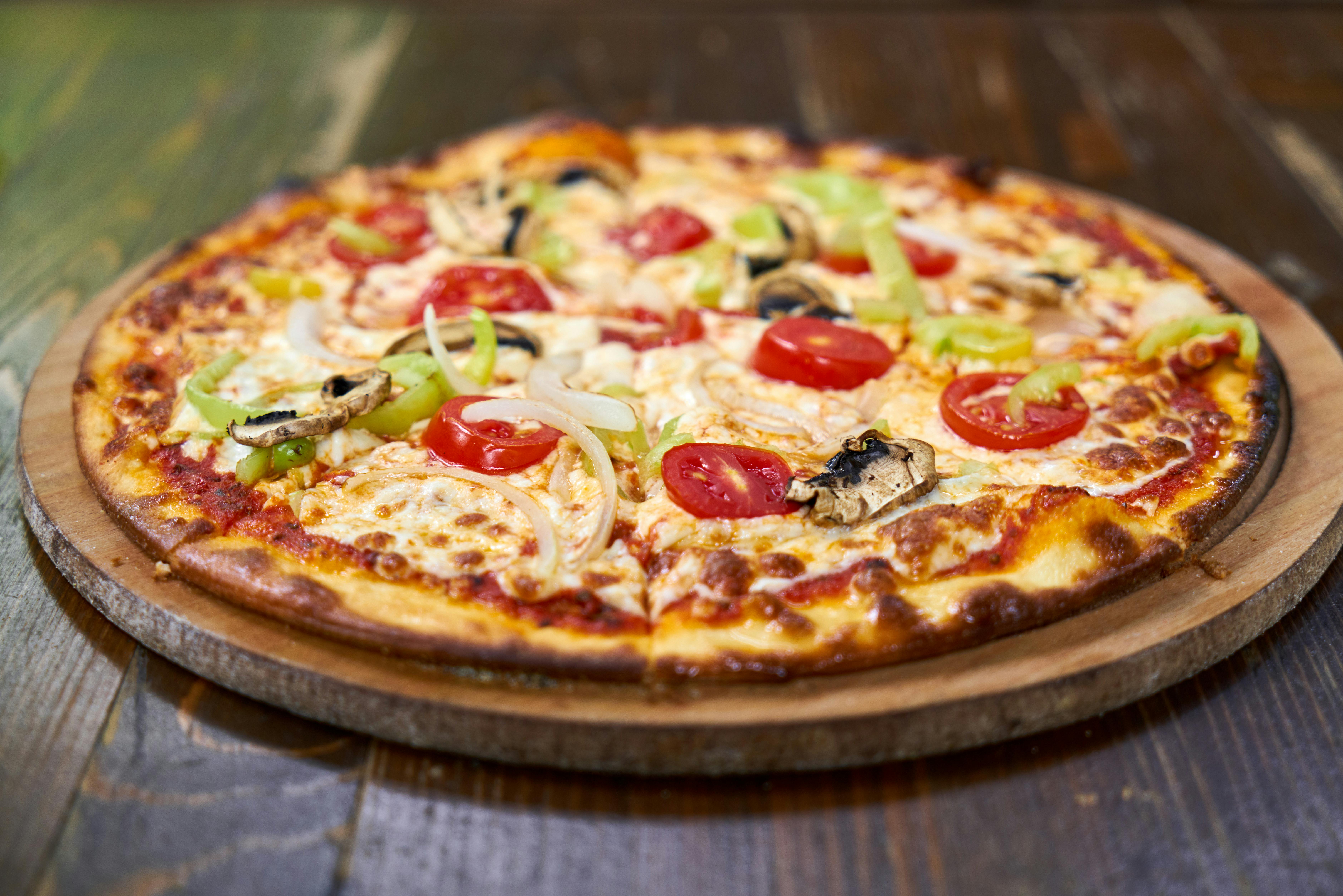 pizza-free-stock-photo