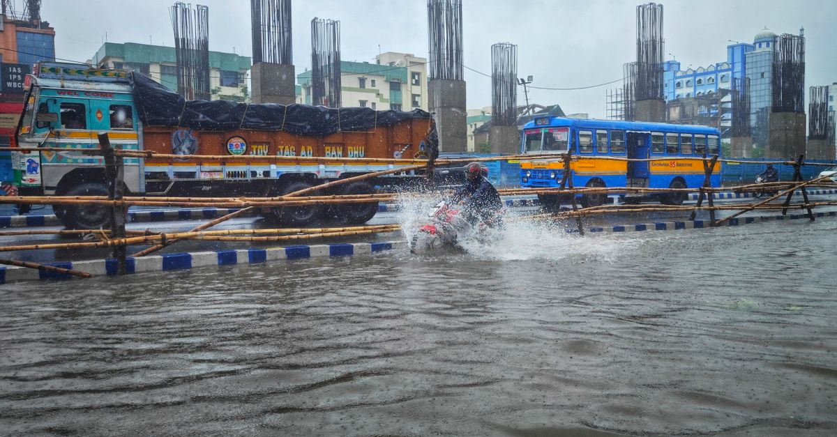 Monsoon wellness routine: Doctor shares 10 daily habits for staying healthy