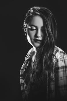 Free stock photo of black-and-white, fashion, person, woman