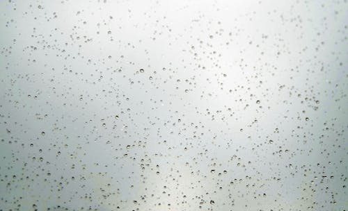 бесплатная Водяная роса на стекле Стоковое фото