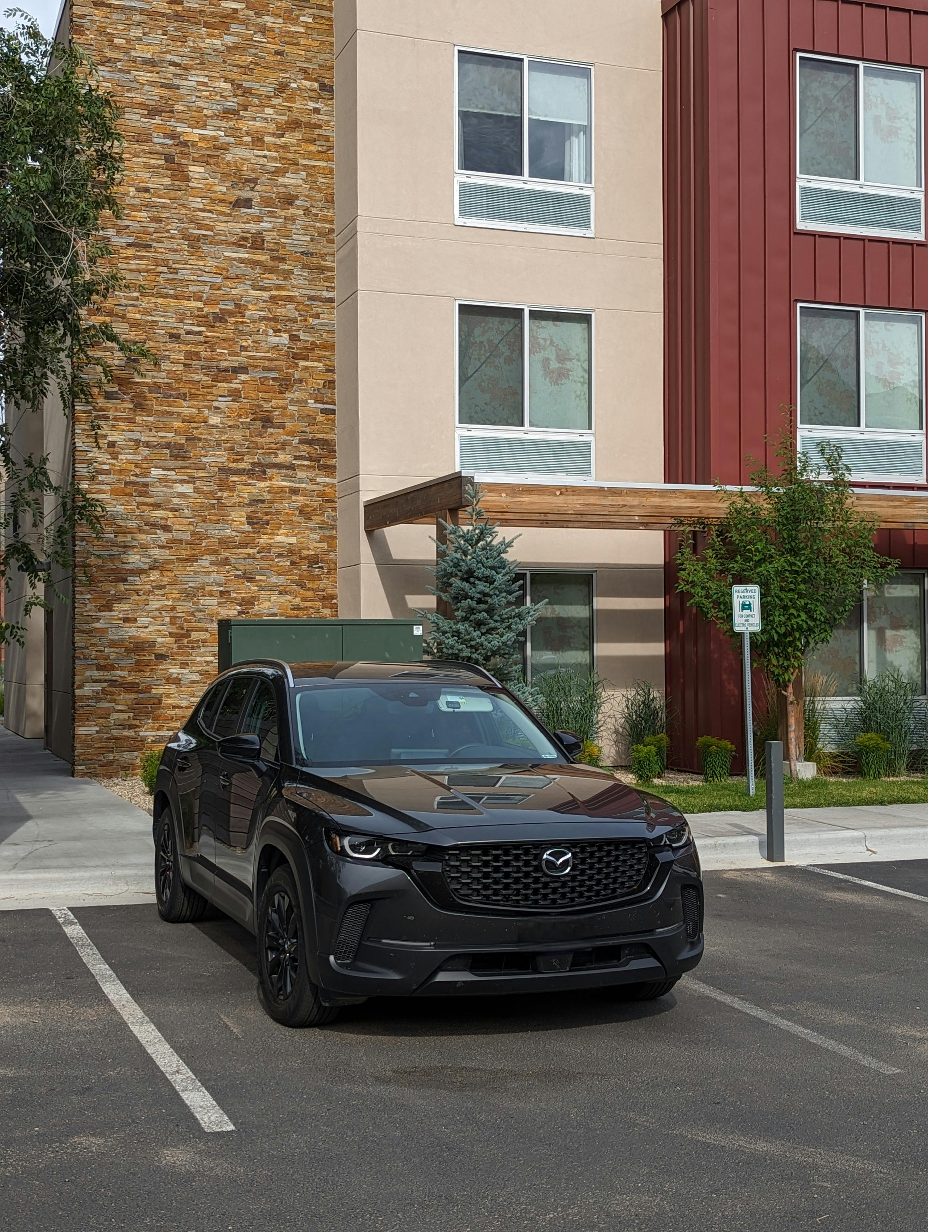 Noul SUV Generos pentru Familii, Disponibil Acum în România
