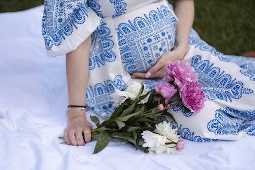 Fotos de stock gratuitas de azul, cuerpo de mujer, embarazada