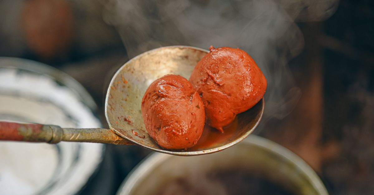 Bangladesh - Best Aloo Bhorta in Dhaka and Local Home Kitchens