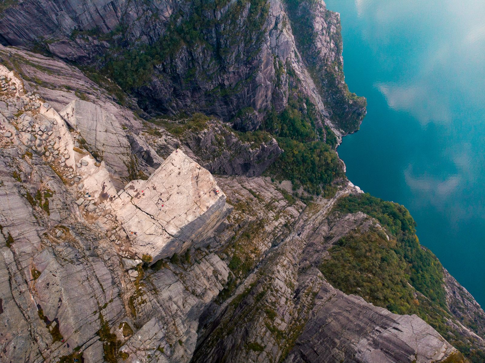 Le Preikestolen