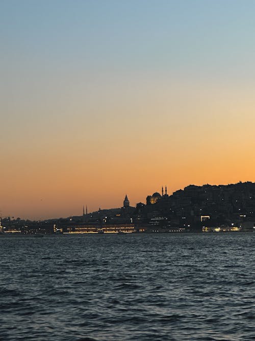 altın rengi gün batımı, bosphorus, deniz manzarası içeren Ücretsiz stok fotoğraf