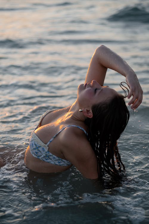 Gratis stockfoto met bikini, bronzen, eigen tijd