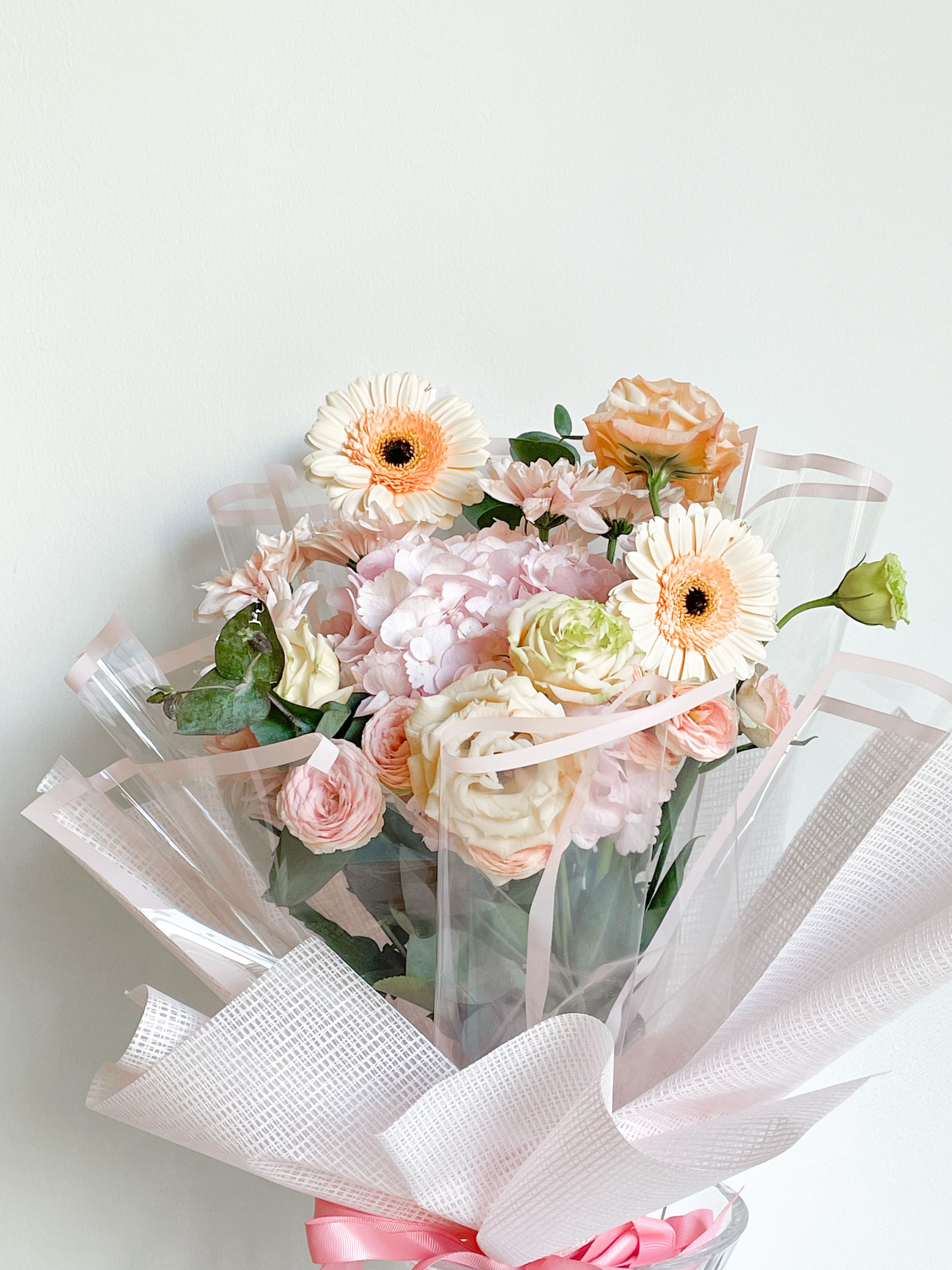 Apology bouquet with a note