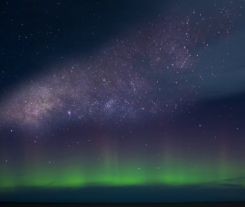 Free Green Aurora With Starry Sky Stock Photo
