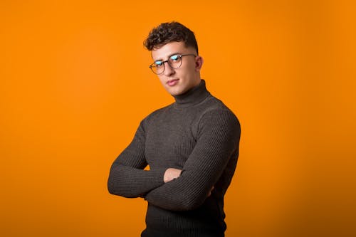 Δωρεάν στοκ φωτογραφιών με casual, cool, orange_background