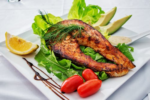 Free Balık Salatası Tabağı Stock Photo