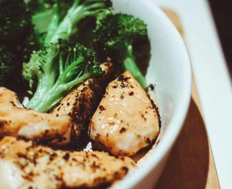 High-protein meals prepared with supermarket ingredients