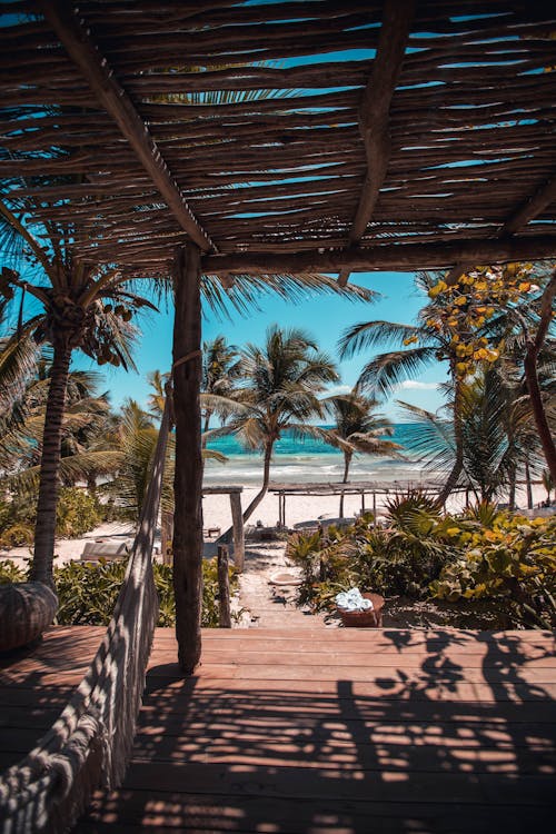 Free Empty Balcony Near Beach Stock Photo