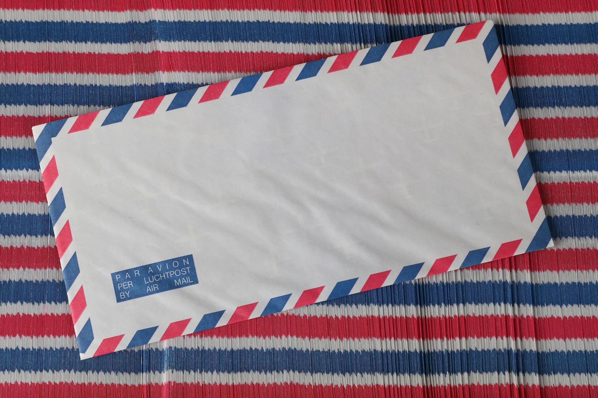 Envelope on Striped Surface