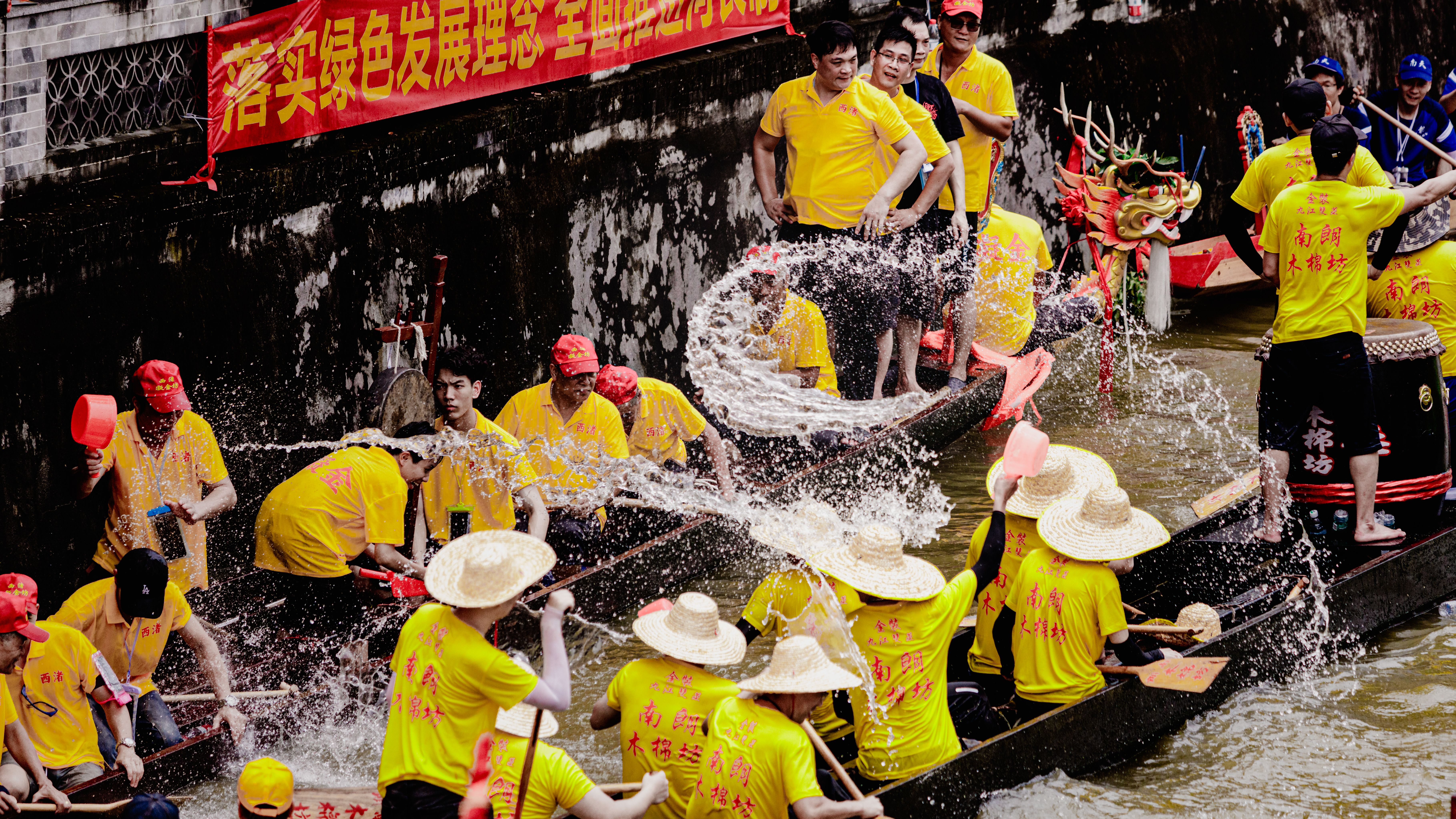 Dragon Boat Festival in China 2026: Best Races, Zongzi & How to Experience Duanwu